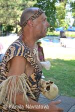 * Z DĚNÍ VE MĚSTĚ